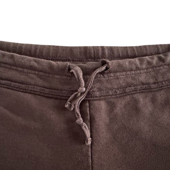 Disney Tinkerbell Sweat shorts Women’s L Brown Feisty Y2K Words on butt 1069 - Picture 4 of 11